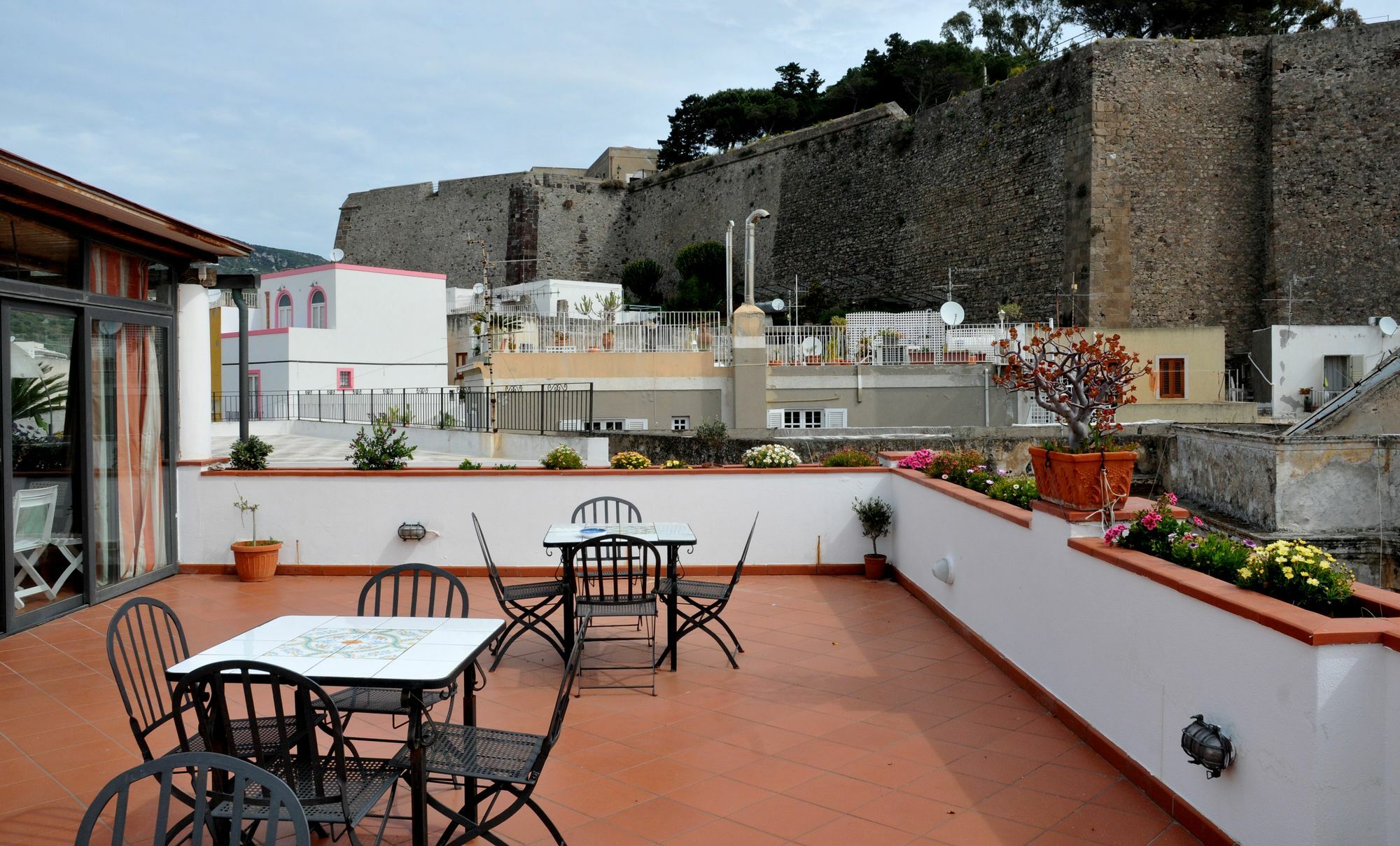 Enzoilnegro Home Lipari  Exterior photo